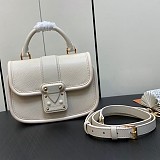 人気急上昇ルイヴィトン ハイドアンドシークバッグ スーパーコピー 5色 M22723