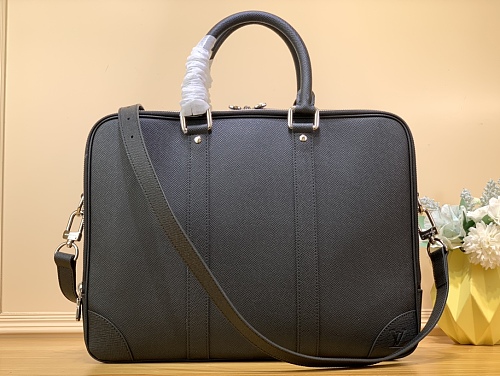 日本未入荷 ルイヴィトン メンズ ブリーフケース コピーM30967