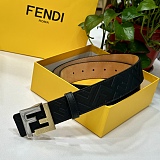 人気急上昇新作 フェンディ 新作 メンズベルト スーパーコピー 40mm