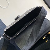 入手困難品！ディオール SADDLE メッセンジャーバッグ 偽物 1ADPO049