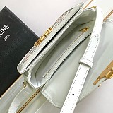 世界中で大人気♪セリーヌ ティーン トリオンフ ショルダーバッグカーフ 偽物 110962EY307LR