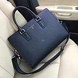 日本未入荷 プラダ メンズ ブリーフケース 偽物