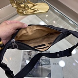 日本未入荷 メンズ ウエストポーチ▪ボディバッグ 偽物