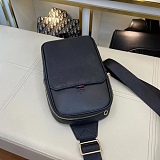入手困難品！ グッチ メンズ ボディバッグ 偽物