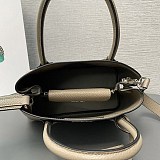 可愛い プラダ サフィアーノレザー ダブル ミニバッグ puf93672