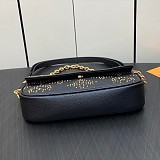 《大人気》ルイヴィトン 偽物 ウォレットオンチェーン アイビー バッグ M82653