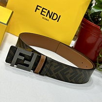 入手困難品！フェンディ 新作 メンズベルト 偽物 40mm