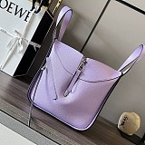 セール新作ロエベ ハンモック コピー ドローストリング ショルダーバッグ lov60772