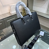 送料込 プラダ メンズ ブリーフケース コピー