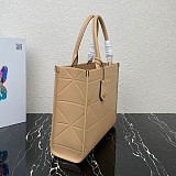 秋冬大セールプラダ 偽物 ステッチモチーフ ラージ レザー ハンドバッグ 3サイズ 1BA378VOCOASK