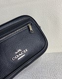売上総額１位！コーチ メンズ ショルダーバッグ コピーCJ509
