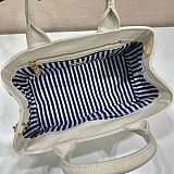 ★追跡付き発送で安心 プラダ ハンド トートバッグ CANAPA エンボスロゴ pug03931