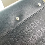 お洒落 バーバリー メンズ ショルダーバッグ スーパーコピー