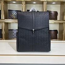 日本未入荷 ボッテガヴェネタ メンズ バックパック コピー 日本未入荷 ボッテガヴェネタ メンズ バックパック コピー