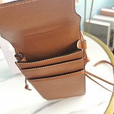 定番セリーヌ フラップ付きモバイルポーチ コピー/ ラムスキン Cep52204