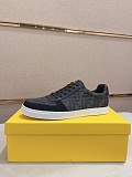 日本未入荷 2024新作 フェンディ スニーカー 偽物