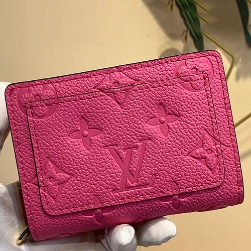 可愛いルイヴィトン ポルトフォイユ クレア ミニ財布 偽物 M82514