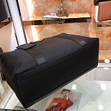 おすすめ プラダ メンズ ボストンバッグ コピー