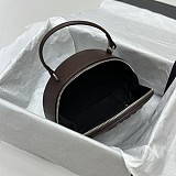 ミュウミュウ レザー トップハンドルバッグ 偽物 myw42489