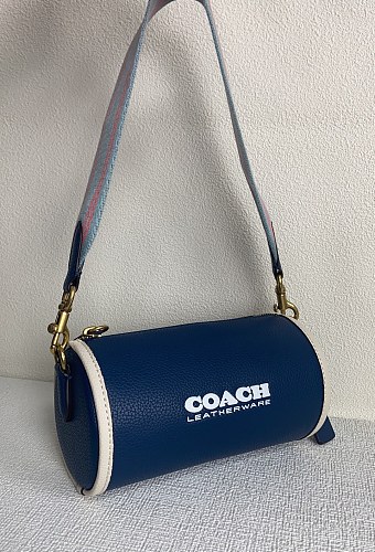 ☆超人気☆ コーチ メンズ ショルダーバッグ コピーCJ839