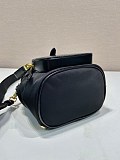 世界中で大人気♪ プラダ メンズ バックパック コピー 1BZ075
