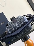 入手困難品！ ディオール メンズ ショルダーバッグ コピー2ESCA458CDP_H36B