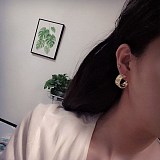ヴァンクリーフ&アーペルフ☆3色 ペルレ クローバーフープイヤリング偽物 VCARO3YE00