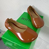 すぐ届くボッテガ ヴェネタ アトミック レザー バレリーナ フラットシューズ コピー boo30509