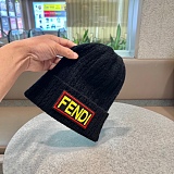 目を惹くカラー フェンディ ニット帽 偽物