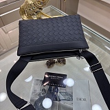 世界中で大人気♪ ボッテガヴェネタ メンズ ショルダーバッグ コピー