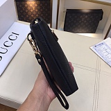 争奪戦 グッチ メンズ クラッチバッグ 偽物