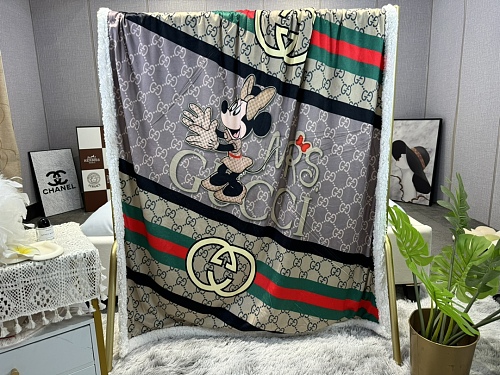 ★日本!!人気！グッチ 2024新作 ブランケット 新居寝具用品
