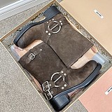 素敵な ミュウミュウ クワドラプルバックルロングブーツ偽物 myt46583