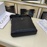 ☆超人気☆ グッチ メンズ ショルダーバッグ コピー