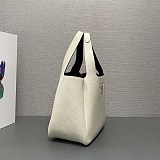 プラダ スーパーコピー ミディアムレザートート puq24696