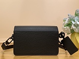 ☆超人気☆ ルイヴィトン メンズ ショルダーバッグ 偽物m82085