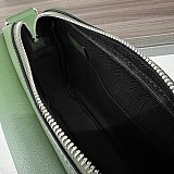 ギフトに最適ロエベ コピー ミリタリー メッセンジャーバッグ XS loc12575