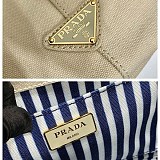 ★追跡付き発送で安心 プラダ ハンド トートバッグ CANAPA エンボスロゴ pug03931