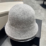 日本未入荷 フェンディ ハット 偽物