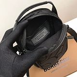 完売必至 バーバリー メンズ 携帯電話バッグ コピー
