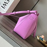 ブティック♪ロエベ スーパーコピー ハンモックホーボーバッグ ミニ loc84290