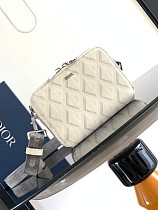 使い勝手良し ディオール メンズ ショルダーバッグ 偽物22412