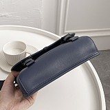 ☆超人気☆ コーチ メンズ ショルダーバッグ 偽物5325