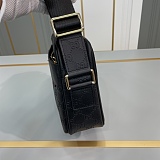 お洒落 グッチ メンズ ショルダーバッグ コピー
