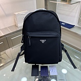 定番人気！ プラダ メンズ バックパック コピー2VZ071