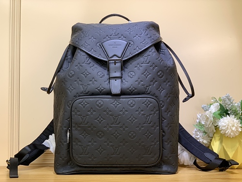 完売必至 ルイヴィトン メンズ バックパック スーパーコピーM23127