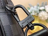 即発送！ ルイヴィトン メンズ ショルダーバッグ スーパーコピーM82542