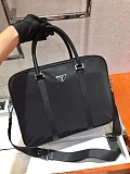 おすすめ プラダ メンズ ブリーフケース スーパーコピー2VE872