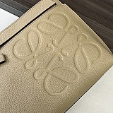 日本未入荷 ロエベ メンズ クラッチバッグ スーパーコピー 11038
