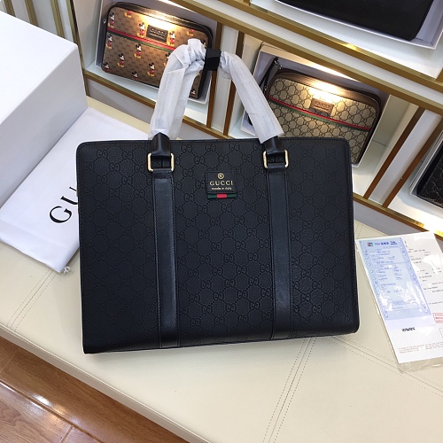 【大特価】 グッチ メンズ ブリーフケース 偽物
